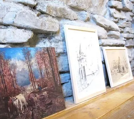Du Serris - Expérience Insolite Dans Les Pyrénées Lodge *