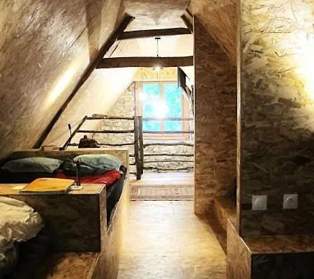 Du Serris - Expérience Insolite Dans Les Pyrénées Lodge